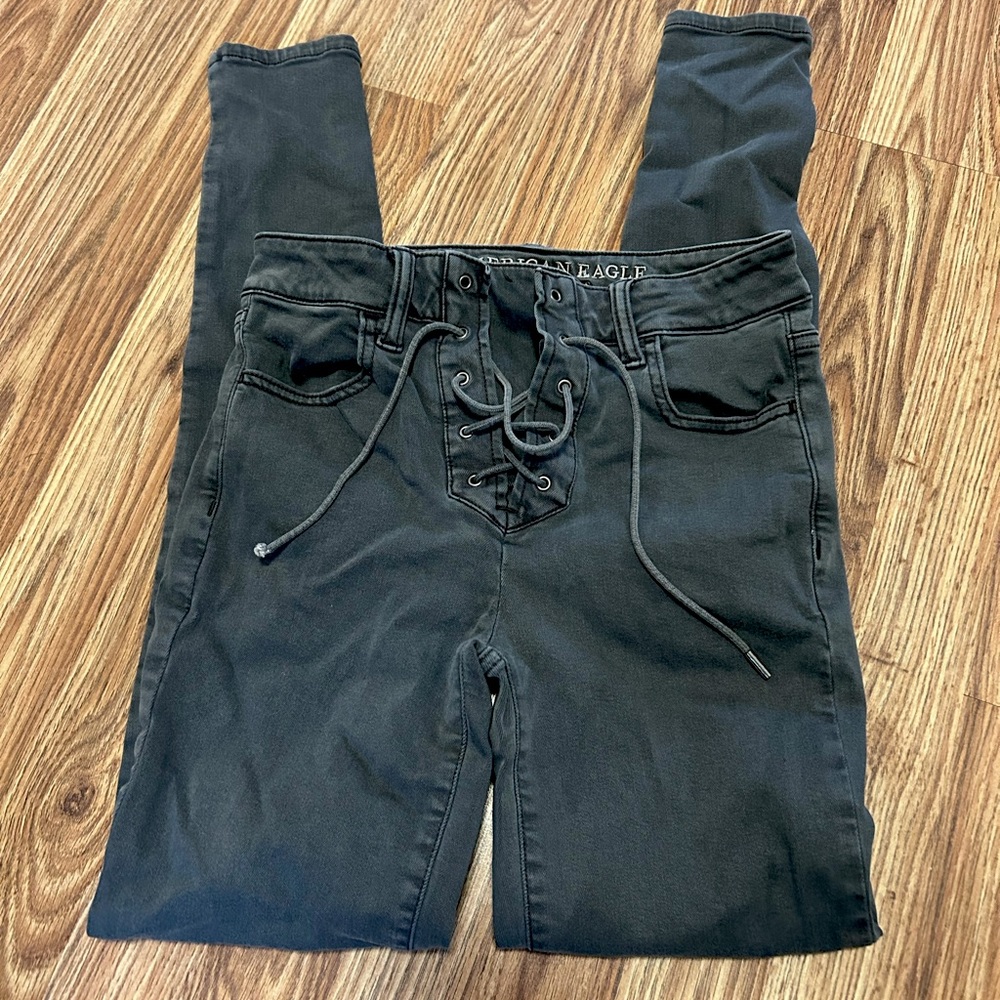 American Eagle super stretch super hi rise jegging gray lace up waist 2 long